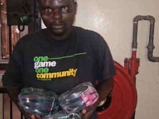 VIDEO: Drama in Lekki as Man Is Caught Red-Handed After Sneaking Into Electrical Store to Steal Cables