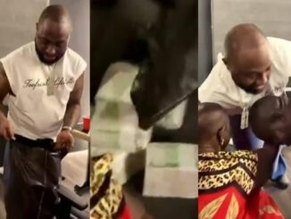 “001 No Dey Carry Last!” – Davido Storms Hearts as He Gifts Jaskaro’s Mum ₦10 Million After Private Cooking Visit (Video)