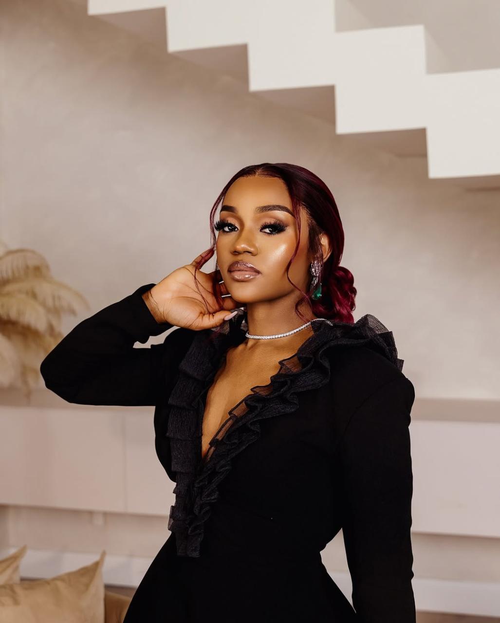 Food Thief Turned Queen! Davido’s Mother’s Day Love Bomb for Chioma Sparks Fresh Buzz