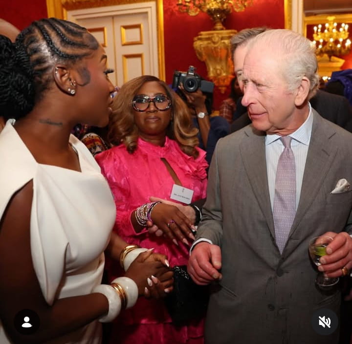 “Naija Wins!” – King Charles Picks Nigeria in Jollof Rice Debate During Chat with Dorcas Fapson