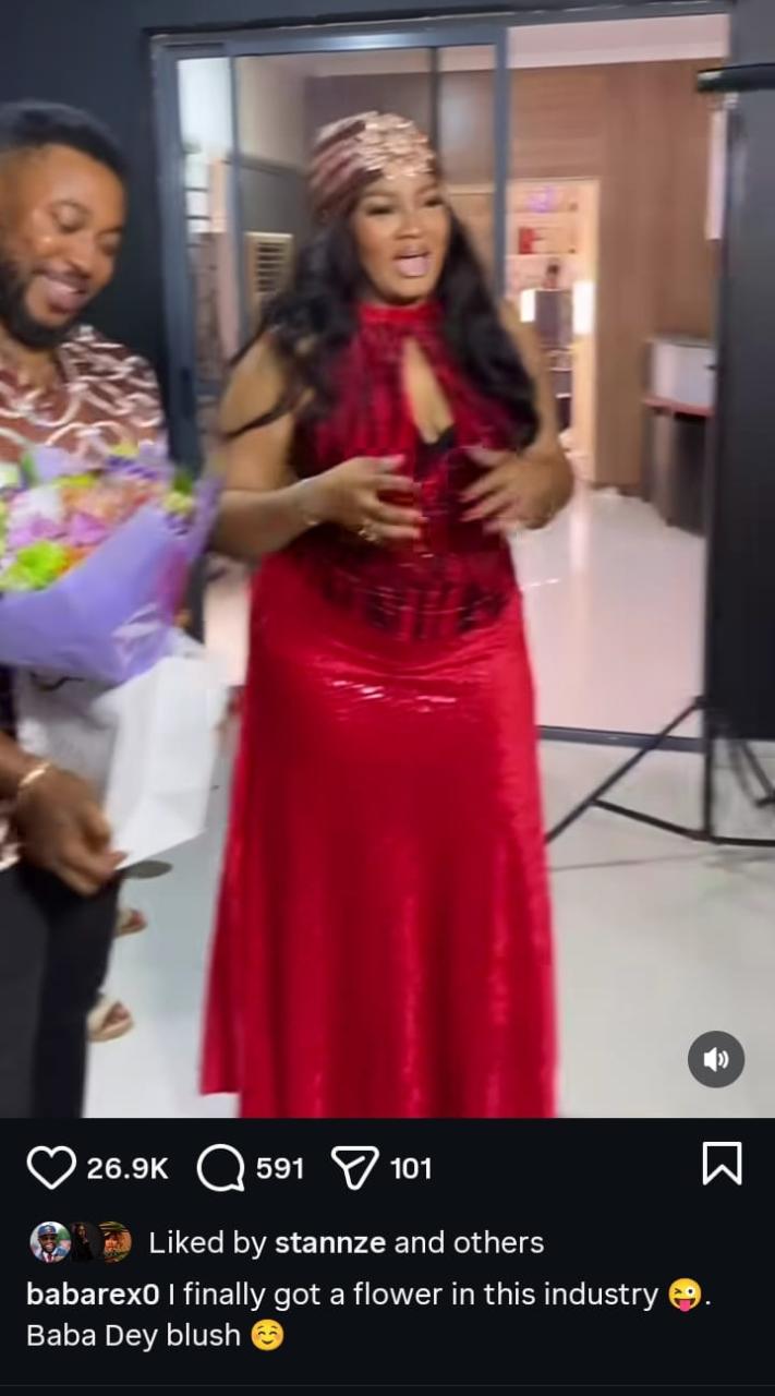 Nosa Rex Blushes as Omotola Ekeinde Surprises Him with Flowers, Praises His Set Energy