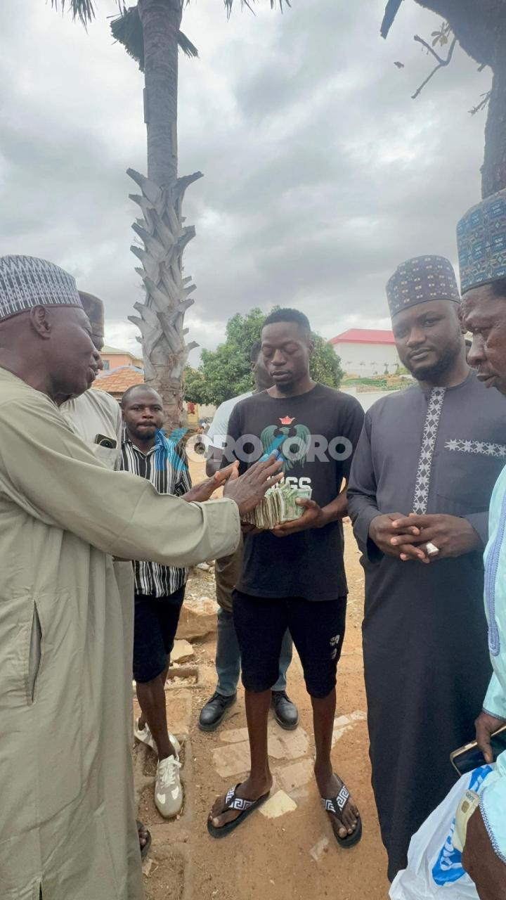 HEROES OF JOS! Residents Who Saved Christians and Muslims During Plateau Violence Rewarded With N1 Million