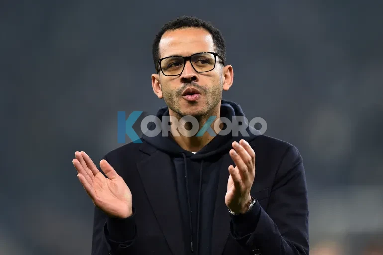 Chelsea Sack Head Coach Rosenior After Only Three Months
